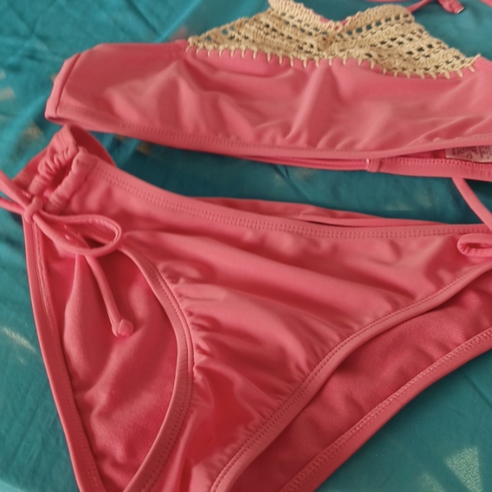 Women's bikini size 14 NWT Heart and Harmony Carnation color with tan crochet